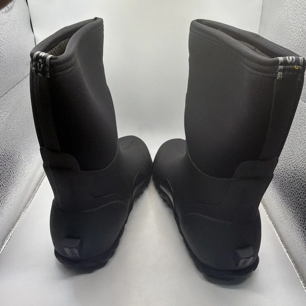 Bogs‎ Men's Comfortable Waterproof Classic Regular Mid Boot - Black, Size10